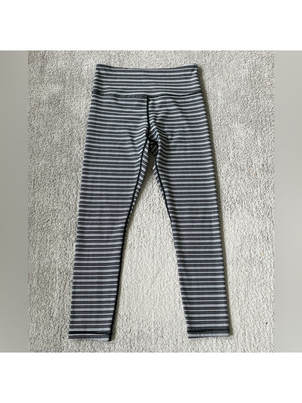 EC Zyia Active Black / Grey Stripe Leggings - Size 4